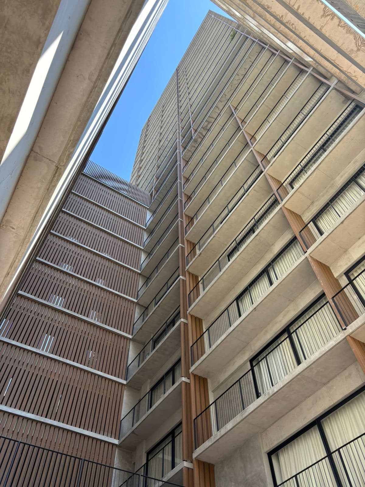 Proceso constructivo — celosía de fachada