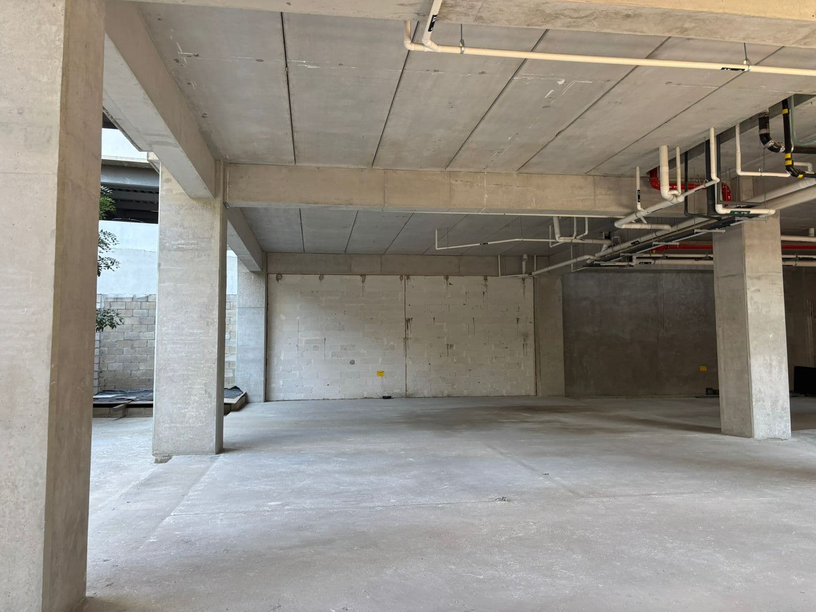 Proceso constructivo — planta de oficinas